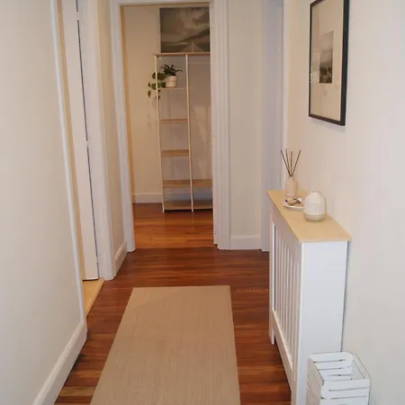 Nuevo, Luminoso, Reformado, Cerca Del Casco Viejo Бильбао