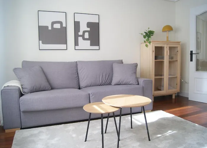 Nuevo, Luminoso, Reformado, Cerca Del Casco Viejo Bilbao