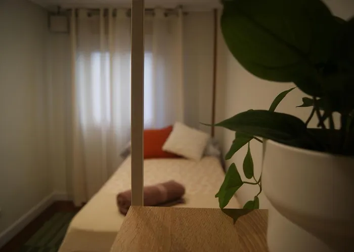 Nuevo, Luminoso, Reformado, Cerca Del Casco Viejo Apartamento