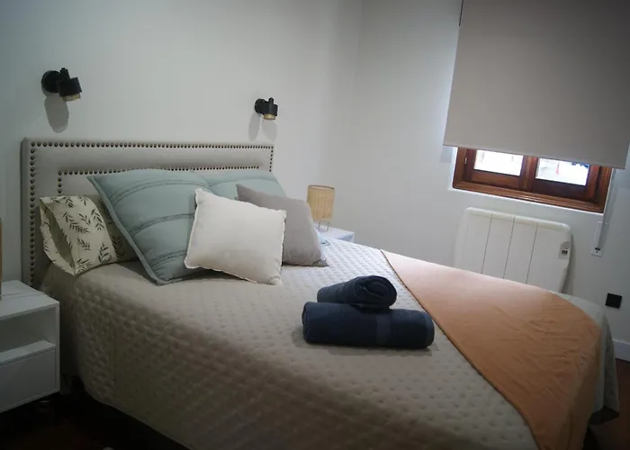 Appartement Nuevo, Luminoso, Reformado, Cerca Del Casco Viejo *