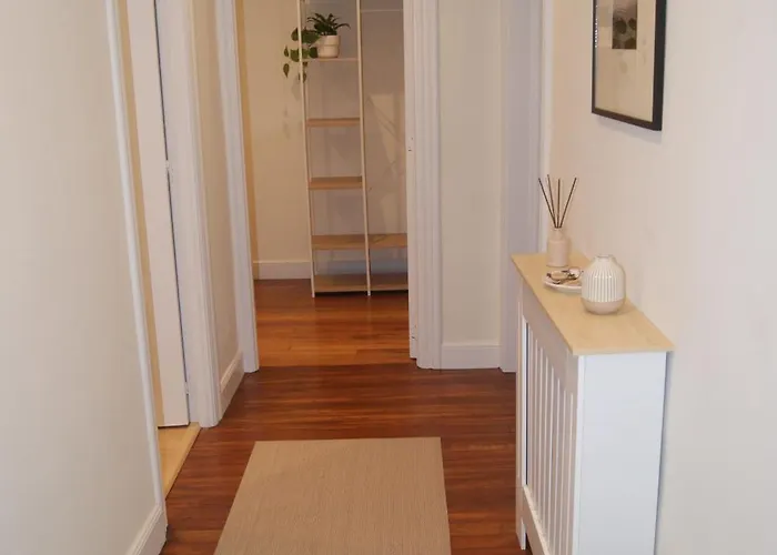 Nuevo, Luminoso, Reformado, Cerca Del Casco Viejo Bilbao